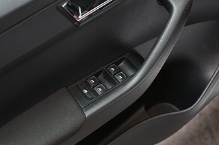 Halvkombi Skoda Fabia 11 av 24