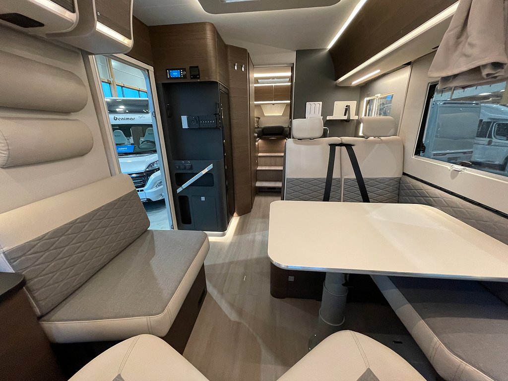 Adria Sonic Supreme 700 SL / Automat 180hk / ALDE / Taksäng - Adria