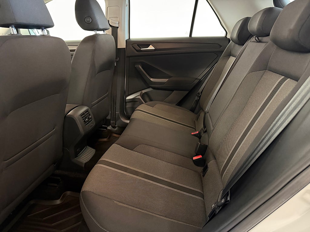 Volkswagen T-Roc 2019 - miniatyr 12