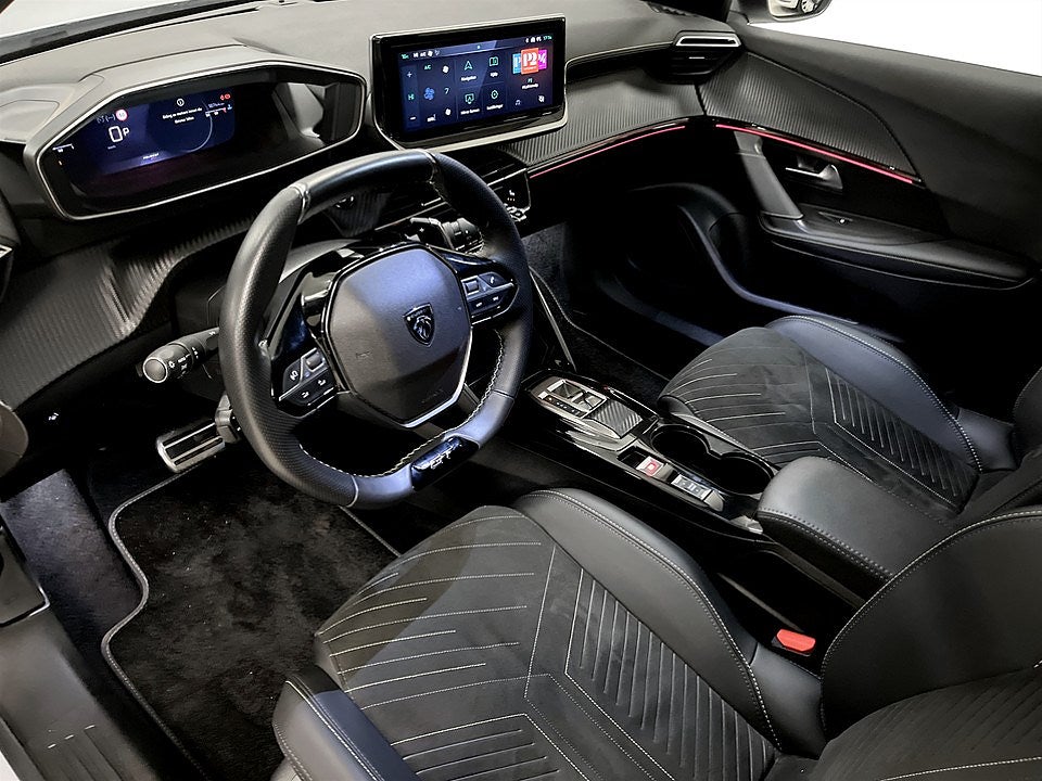Bild på Peugeot 2008 GT 1.2 PT 130hk Aut - B-KAMERA, EN ÄGARE