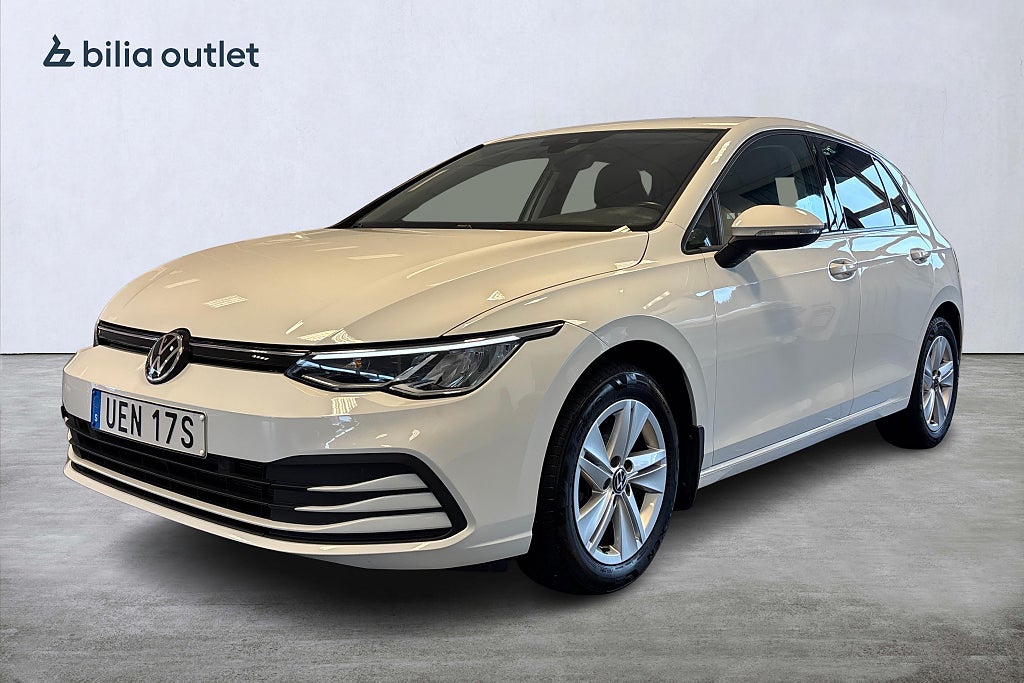 Volkswagen Golf 1.0 TSI Base 110hk / Carplay Navi Sensorer