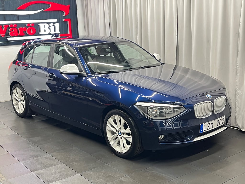 BMW 118d Urban Line l Snygg spec l Nyservad l Låg förbrukning