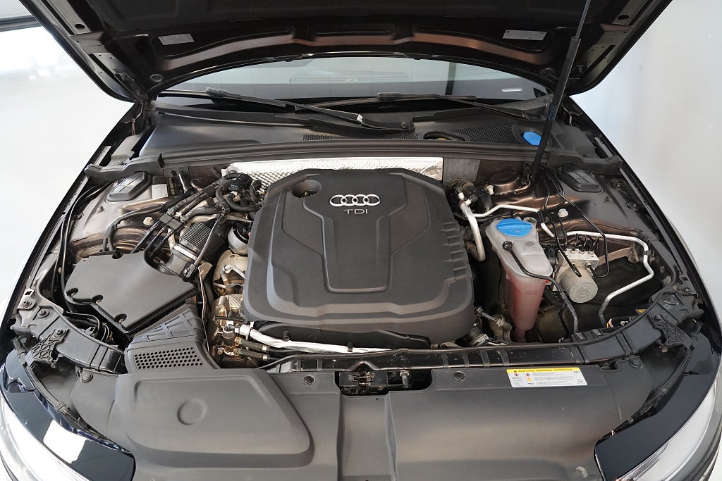 Audi A4 2015 - miniatyr 11