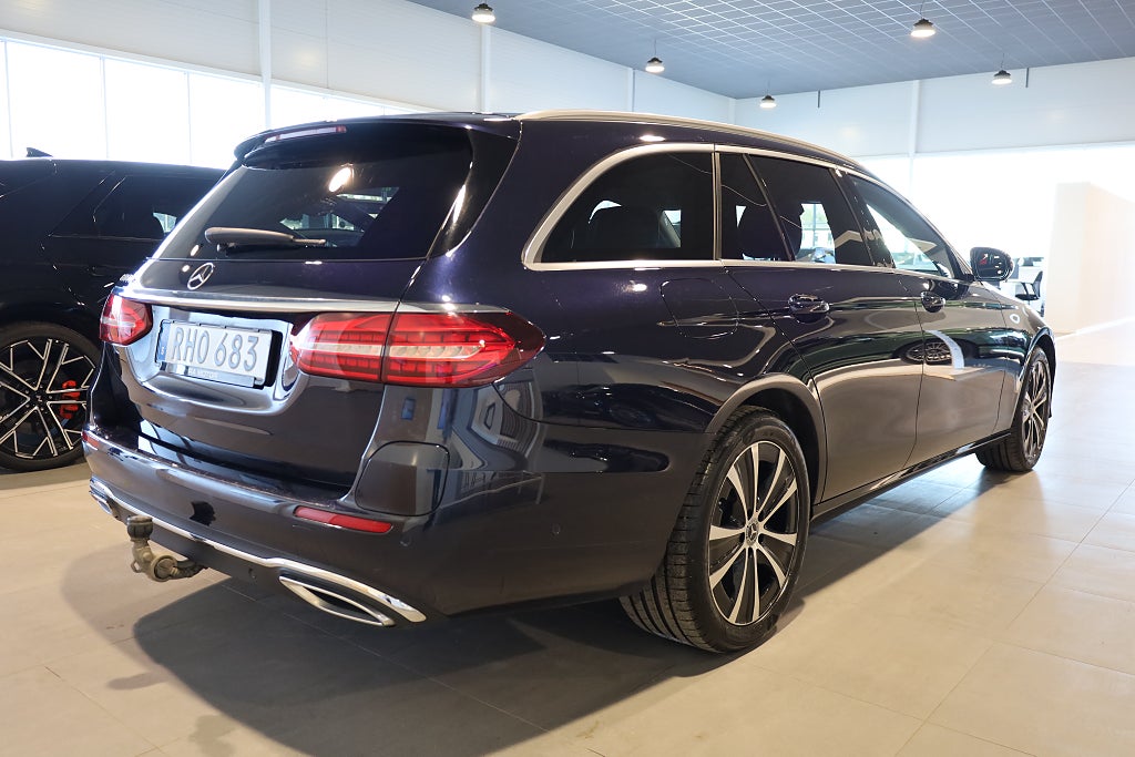 Mercedes-Benz E 300 T de 9G-Tronic Burmester Navi Kamera Värmare Drag 2023