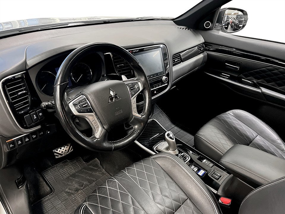 Bild på Mitsubishi Outlander S-Edition PHEV CVT 224hk Aut AWD - B-KAMERA, DRAG