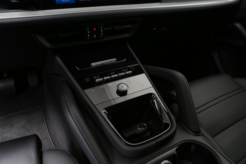 Porsche Cayenne | E-Hybrid S 470hk | SportDesign | Panorama 2025