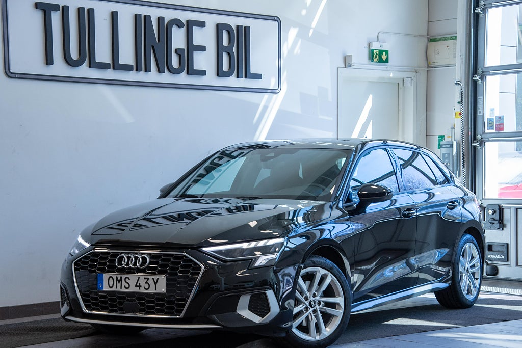 Audi A3 SB 35 TFSI Backkamera Cockpit Helläder LED 1-Ägare MOMS