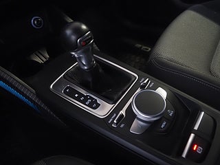 Kombi Audi Q2 17 av 22