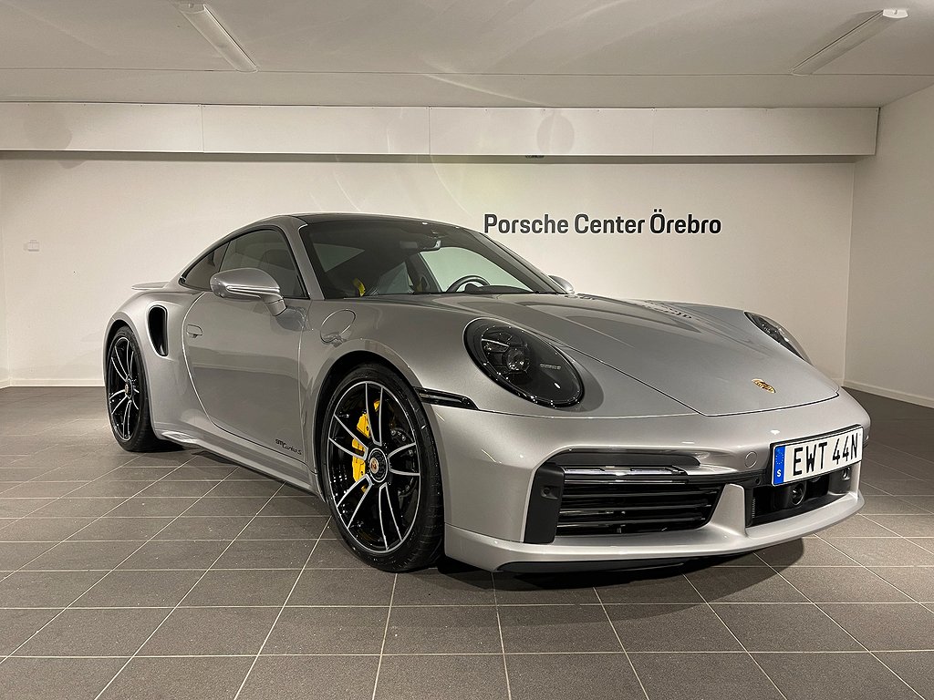 Porsche 911 Turbo S 