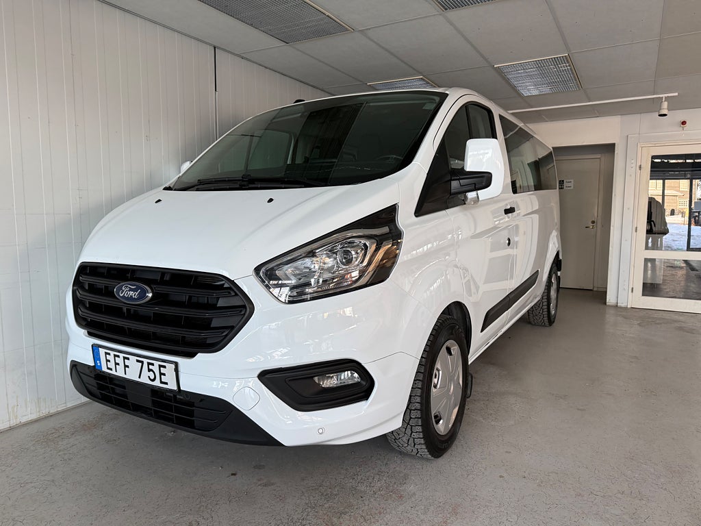 Ford Tourneo Custom 320 Kombi Transit 2.0 Automat 9 sits D-Värm MOMS