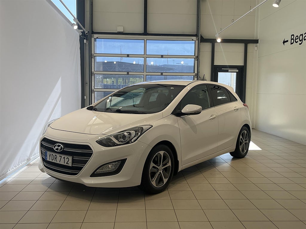 Hyundai i30 i 30 1.6 GDi 135hk Go Plus Navi Backkamera Drag | Ränta 1,99%