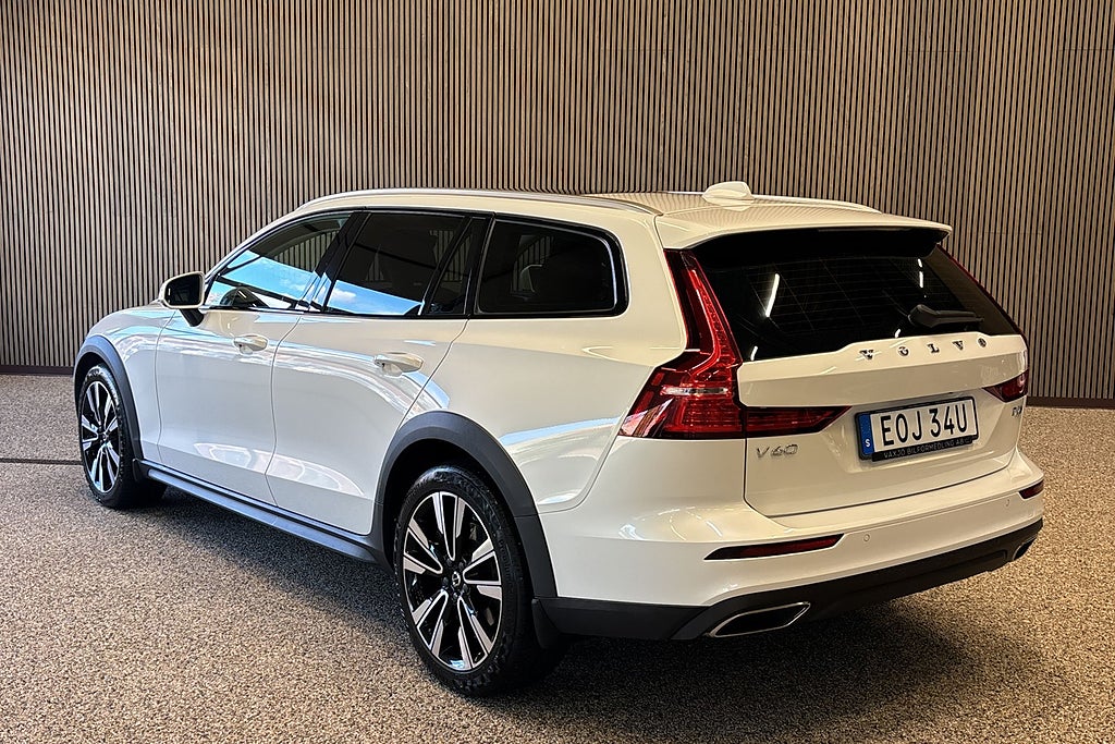 Volvo V60 Cross Country T5 AWD Geartronic Advanced Edition