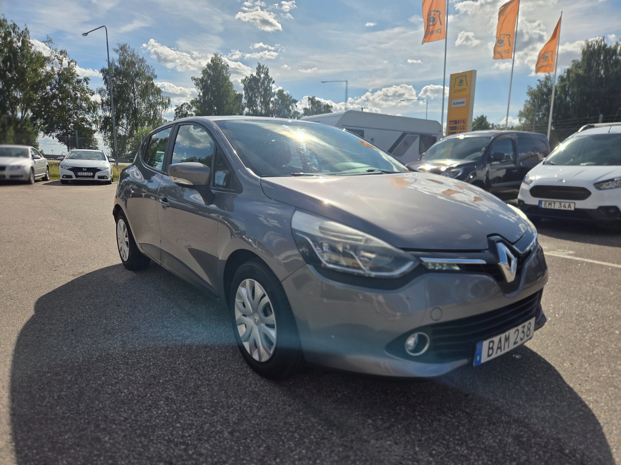 Renault Clio 0.9 TCe Euro 5 2015, bild 2/40