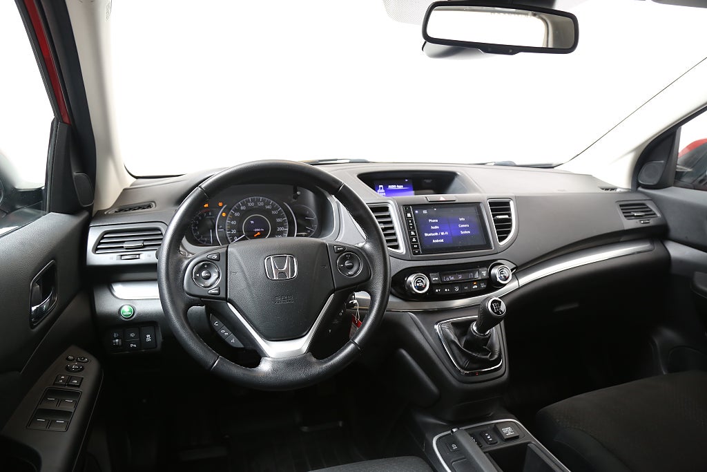 Honda CR-V 2,0 i-VTEC 4WD Elegance Plus 1ägare Drag 3917mil 2015