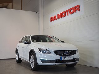 Kombi Volvo V60 Cross Country