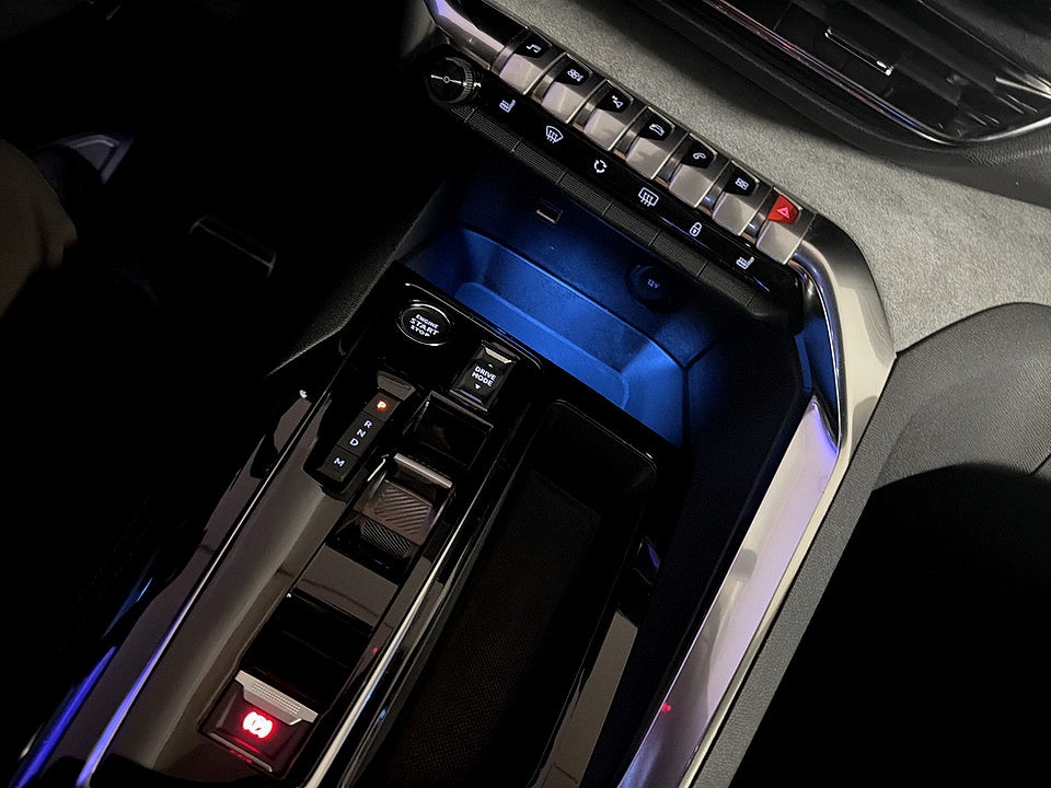 Bild på Peugeot 3008 GT 1.2 PT 130hk Aut B-KAMERA CARPLAY