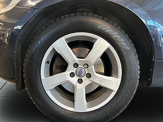 Volvo XC60 D4 AWD Aut Summum Dvärm/Skinn/SoV/BLIS/Ad.Fhåll/Navi