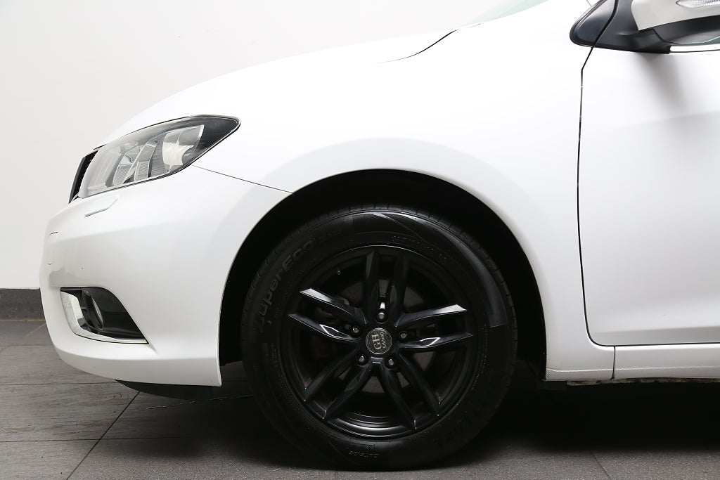 Nissan Pulsar 1,2 DIG-T 115hk Navi Kamera Keyless Nybesikt Drag 2018