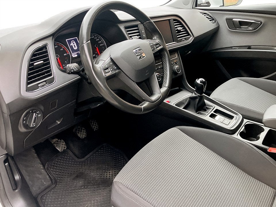 Bild på Seat Leon Style 1.0 TSI 150hk - PANO, B-KAMERA