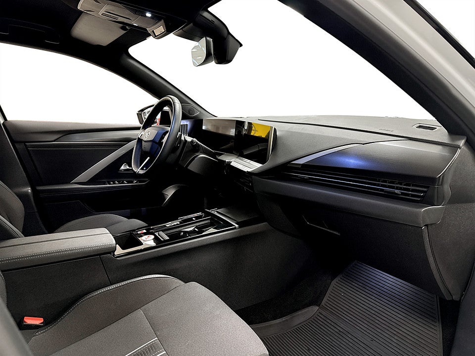 Bild på Opel Astra ST GS 1.2 PT 130hk Aut B-KAMERA CARPLAY