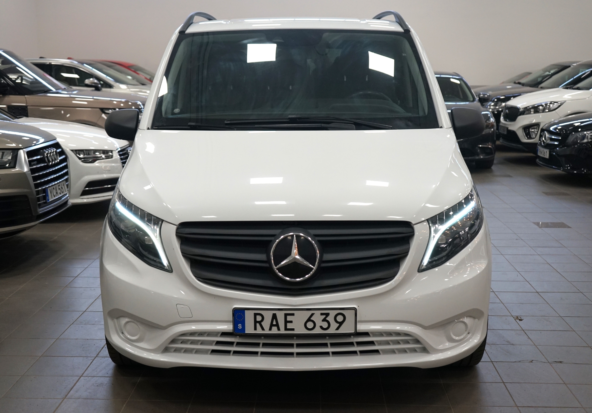 Mercedes-Benz Vito 2023, bild 2/30
