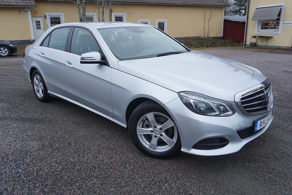 Mercedes-Benz E 220 CDI BlueEFFICIENCY Aut/Drag/Värmare/Skinn