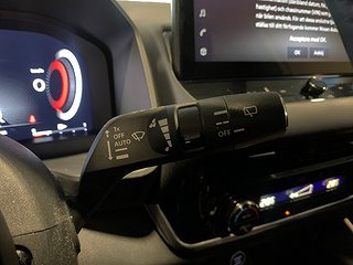 SUV Nissan Qashqai 13 av 20