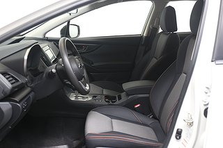 Halvkombi Subaru XV 8 av 19