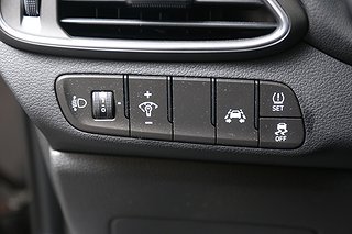 Halvkombi Hyundai i30 9 av 14
