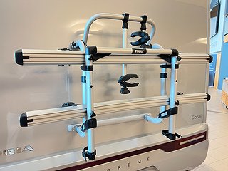 Husbil-halvintegrerad Adria Coral 670 SLT Supreme 36 av 37