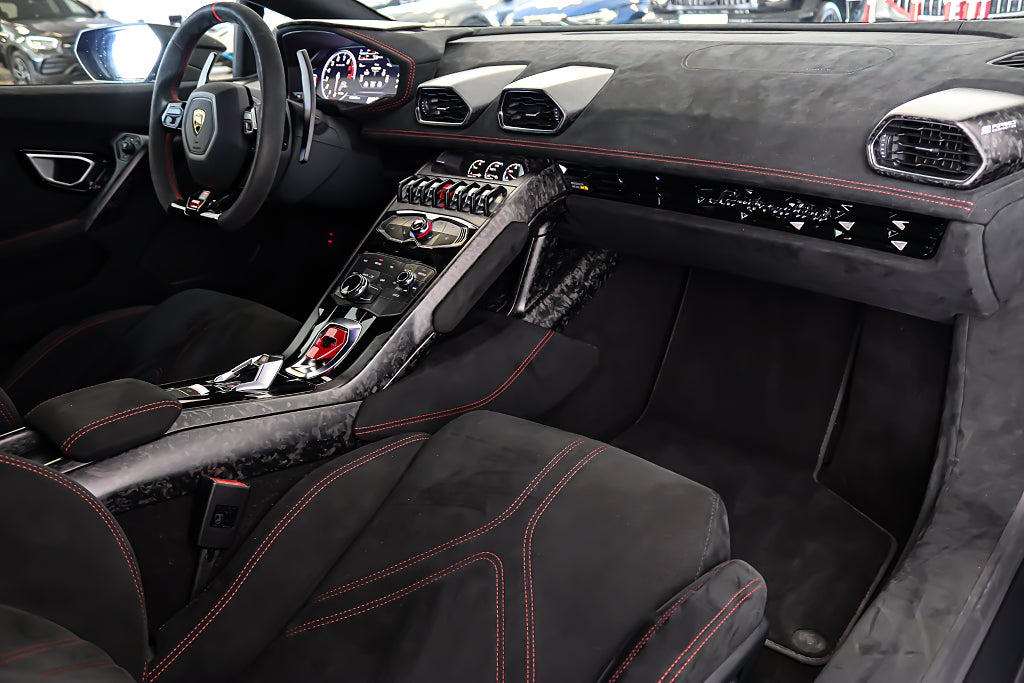 Lamborghini Huracán Performante VAT/MOMS Kolfiber Lift