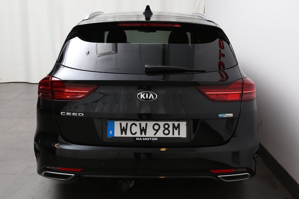 Kia CEED Sportswagon PHEV Plus 2 Pano Skinn Drag Värmare 2021