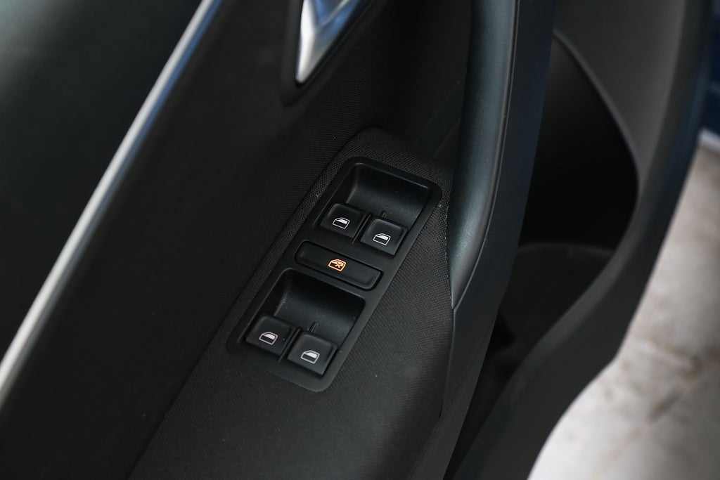 Volkswagen Polo 1,2 TSI 90hk Base 5D Bluetooth 2017