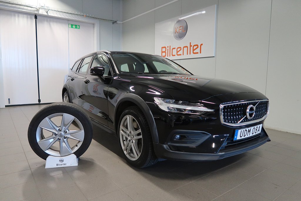 Volvo V60 Cross Country D4 AWD *3,99% RÄNTA* Drag-Kam-VOC