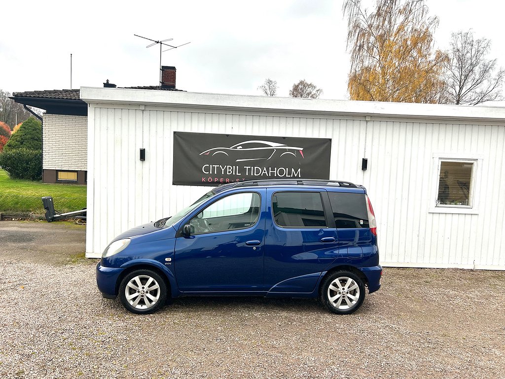 Toyota Yaris Verso 1.3 VVT-i Nybesiktigad 