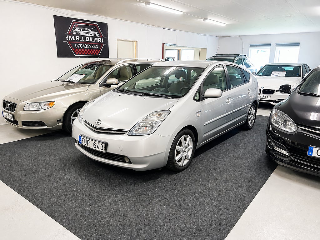 Toyota Prius 1.5 VVT-i + 3CM CVT Euro 4 Ny servad hybridteknik