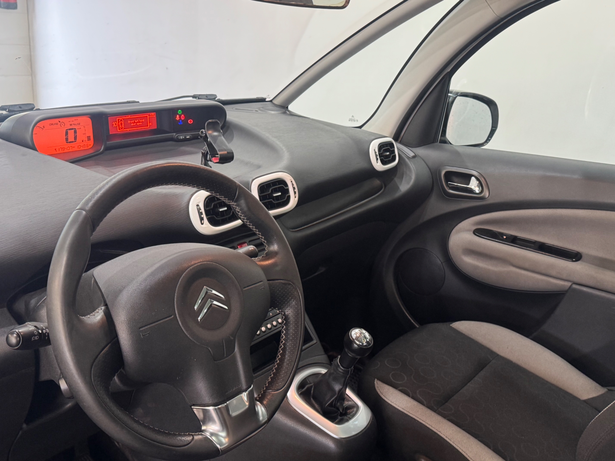 Citroen C3 Picasso 2011, bild 6/10