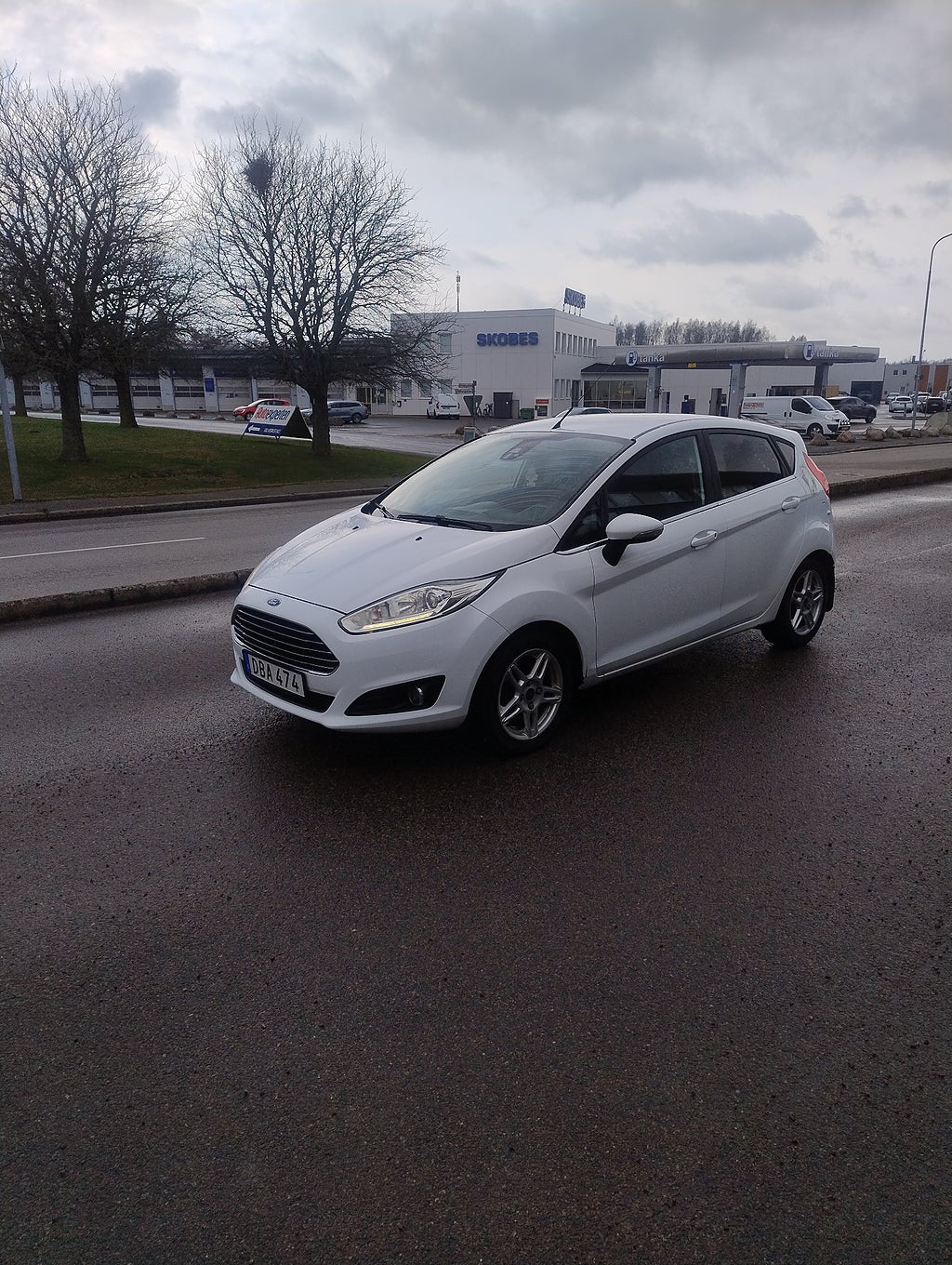 Ford Fiesta 5-dörrar 1.0 Titanium .S+V däck. 360kr skatt.Bes 270431
