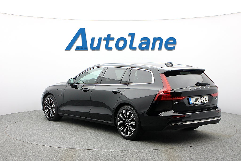Volvo V60 Recharge T6 AWD Core Edition Sommarkampanj 4,99% 399hk