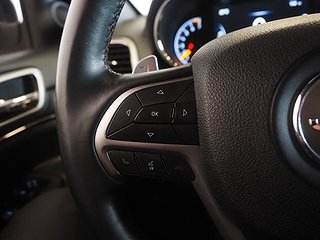SUV Jeep Grand Cherokee 19 av 24