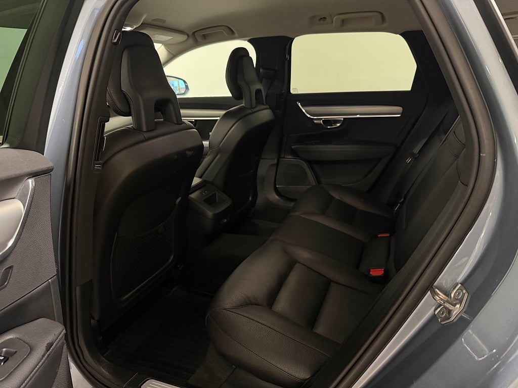 Volvo V90 2018 - miniatyr 11