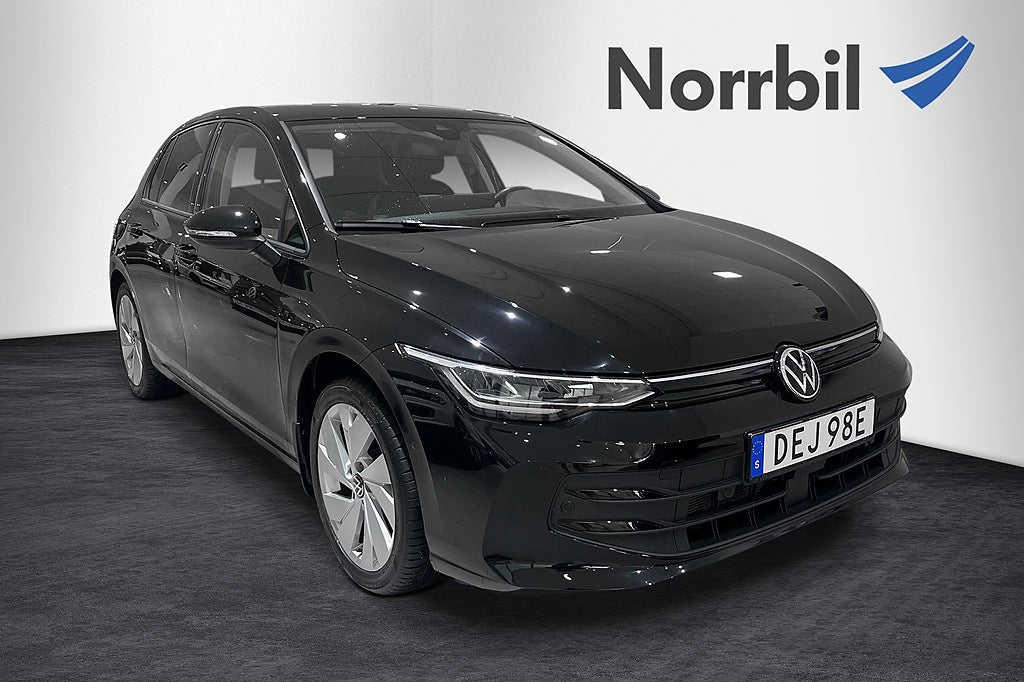 Volkswagen Golf I Life eTSI 150 DSG Edition Motorvärmare