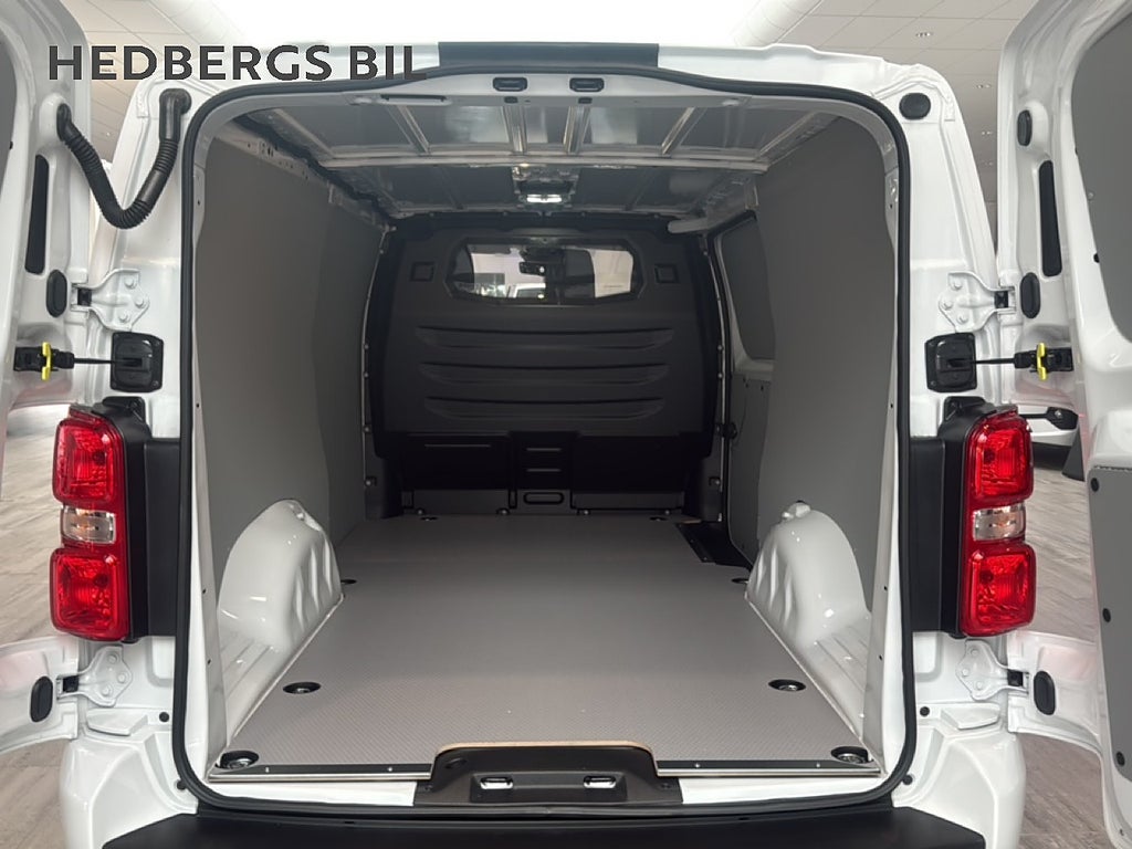 Peugeot Expert 2.2 BlueHDi PLUS 150 AUT  L3 thumbnail