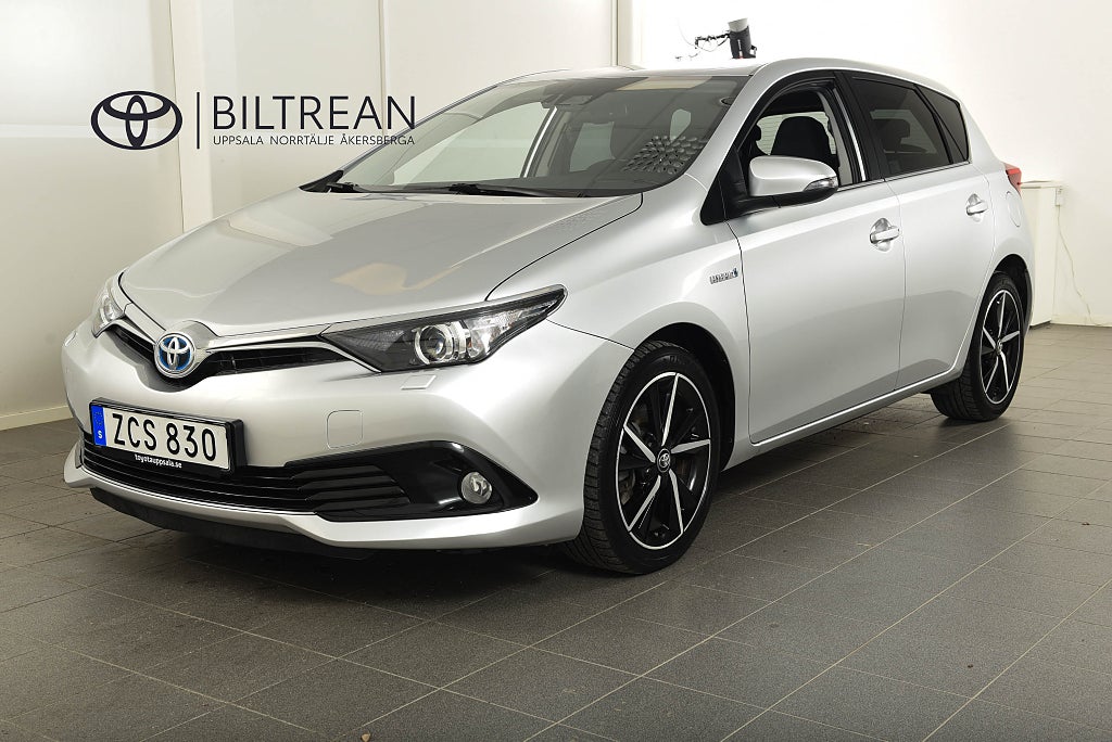 Toyota Auris 1,8 Elhybrid Intense Edition