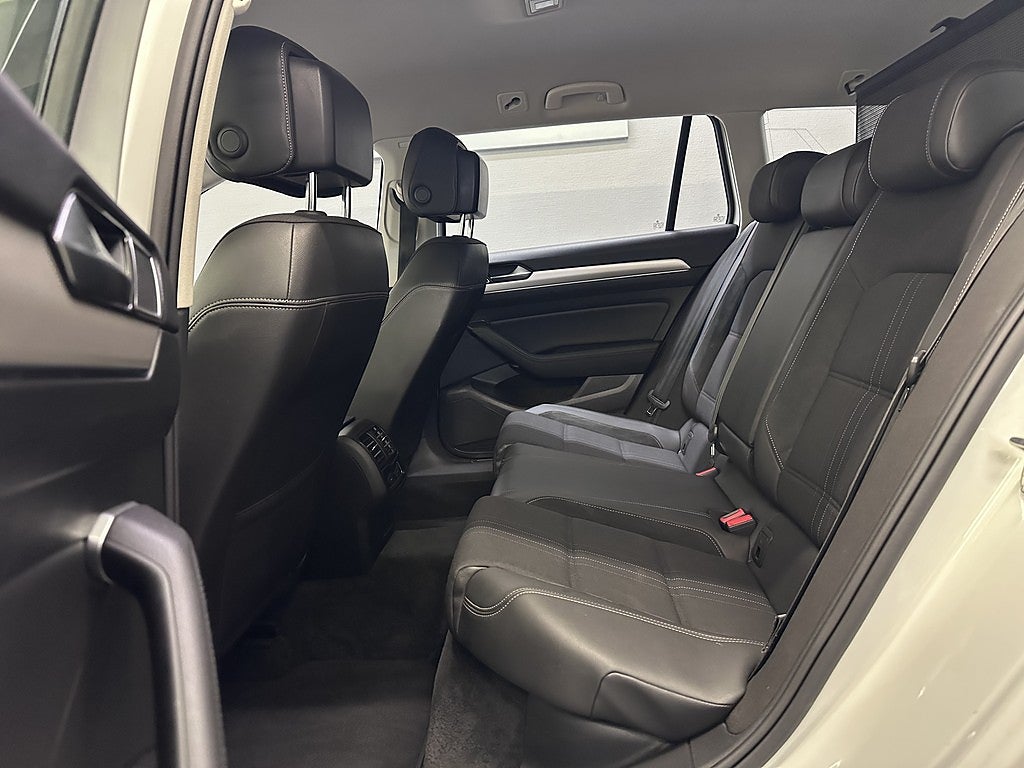 Volkswagen Passat Alltrack 2.0 TDI SCR 4Motion Alltrack Backkamera Drag Nykamrem