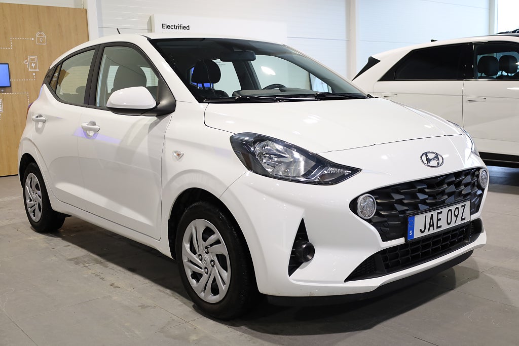 Hyundai i10 1.0 AUT AMT Essential Leasbar Rattvärme Carplay 2022