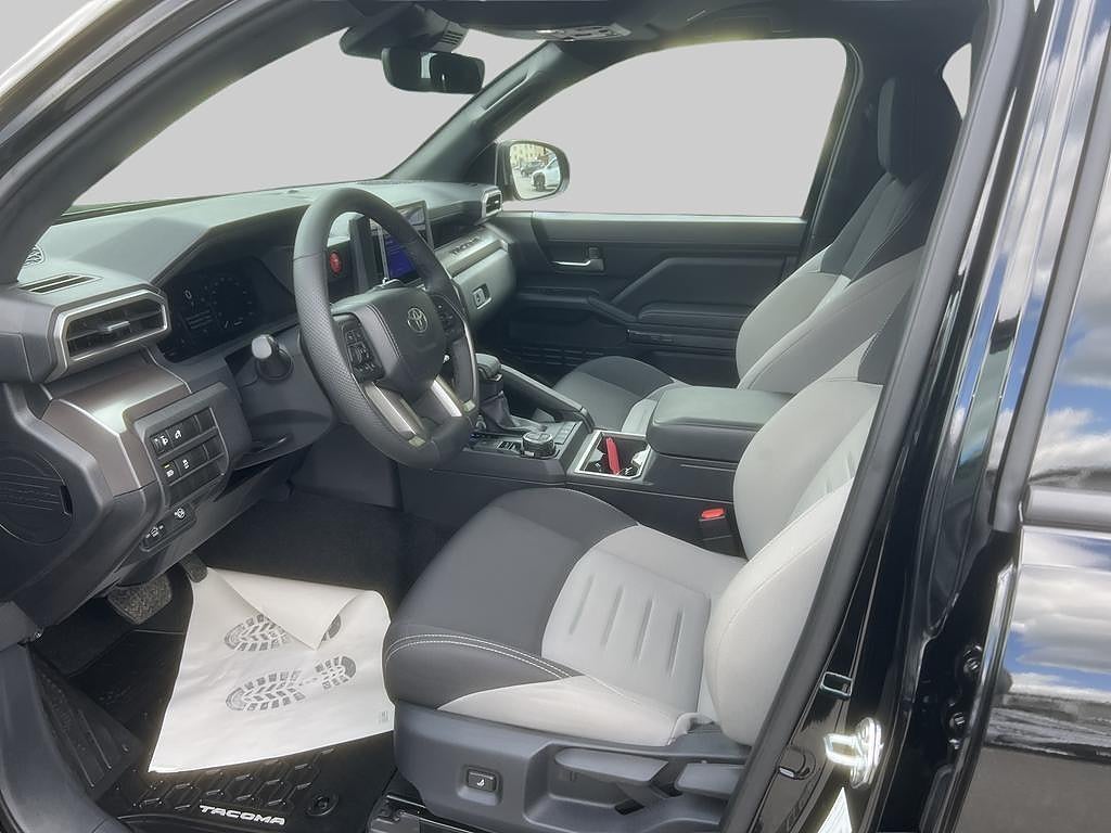 Toyota Tacoma 2025 - miniatyr 6