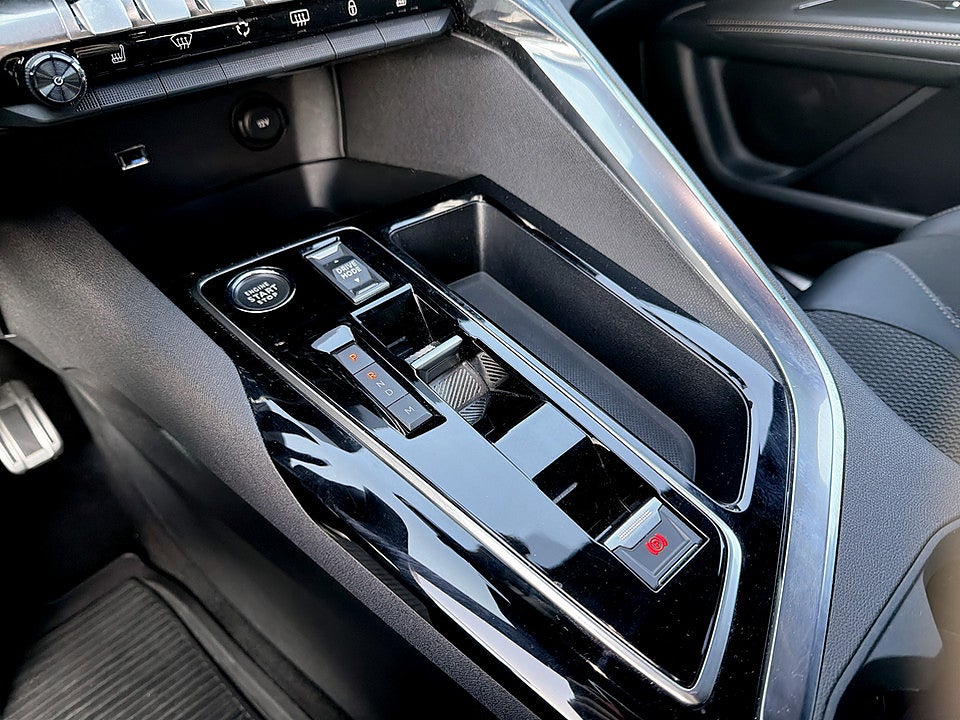 Bild på Peugeot 3008 GT 1.2 PT 130hk Aut - PL 24 månader/2000 mil