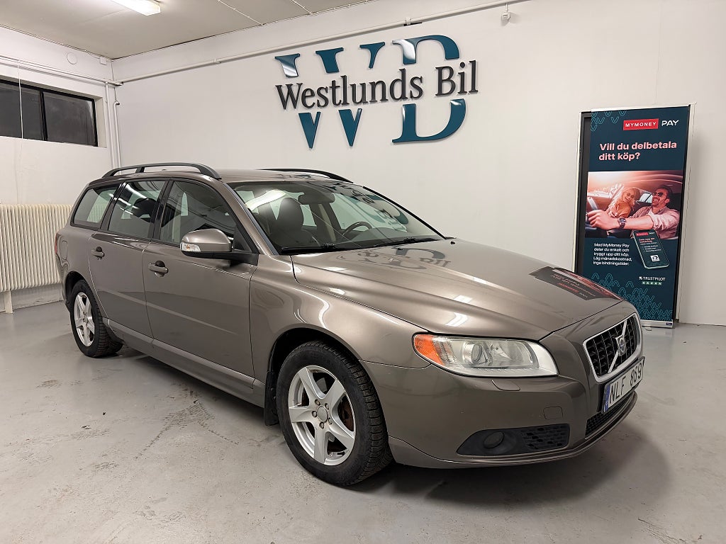 Volvo V70 2.0F Momentum | Drag | M-Värm | Xenon | P-sens