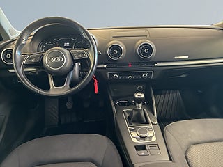 Audi A3 Sportback 1.0 Comfort Mvärmare Farthållare Psens S&V – bild 8
